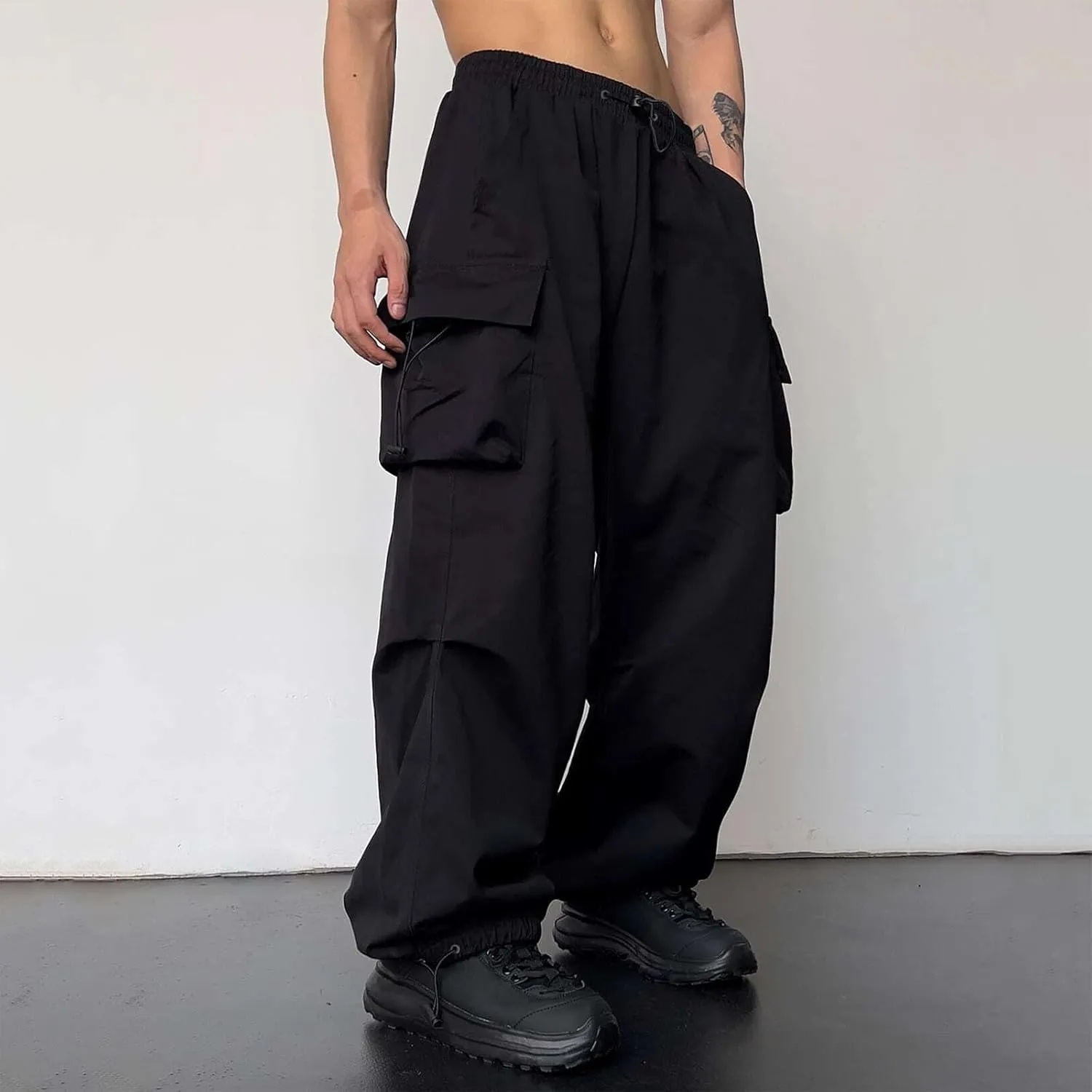Mens Baggy Cargo Pants Trendy Casual Parachute Pants Loose Fit Harem Joggers for Streetwear Y2k Clothes with Pockets