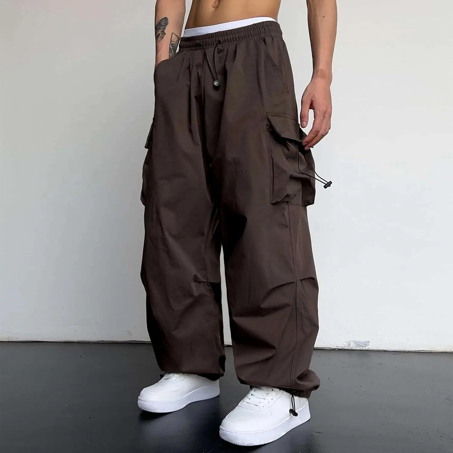 Mens Baggy Cargo Pants Trendy Casual Parachute Pants Loose Fit Harem Joggers for Streetwear Y2k Clothes with Pockets