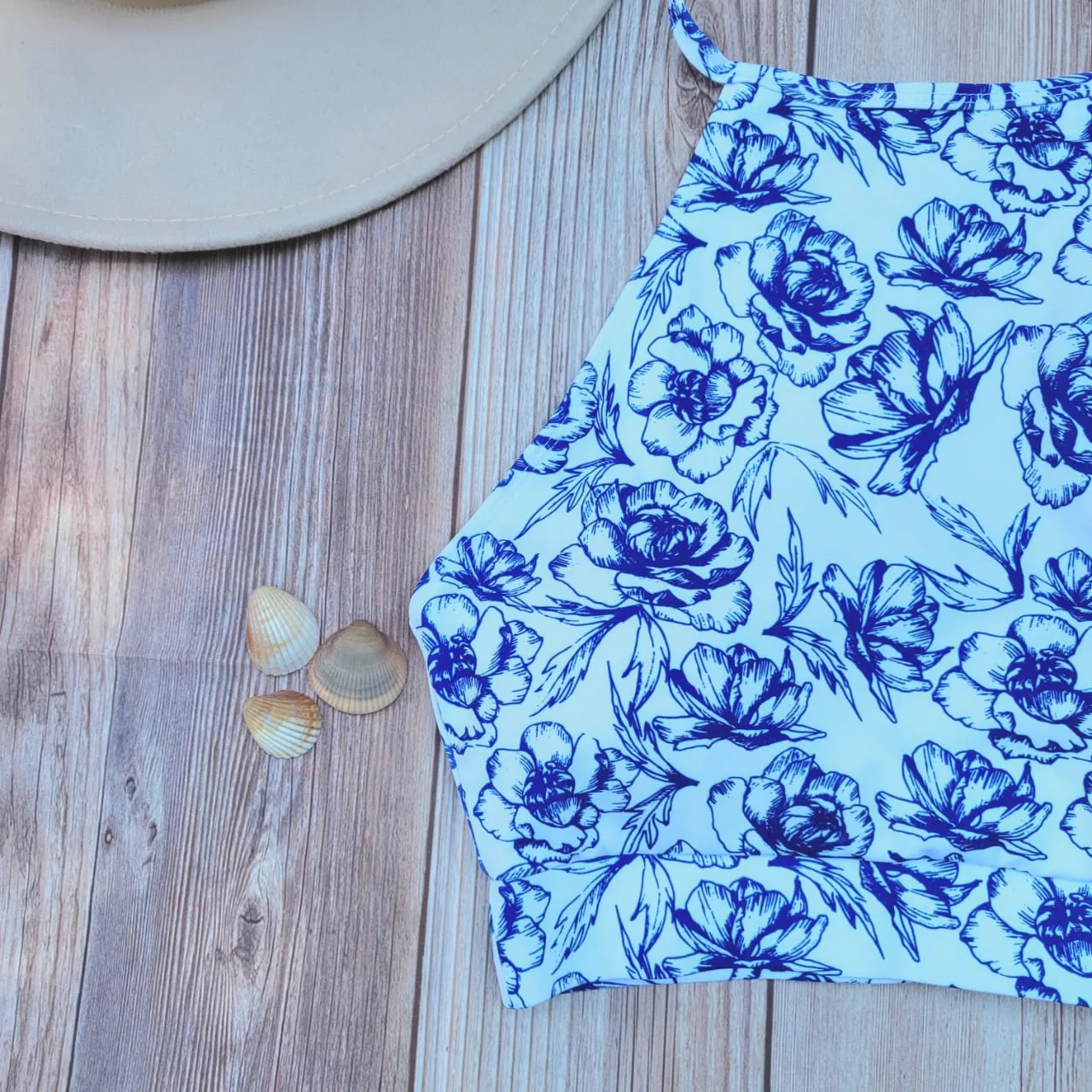 Top de Bikini Cuello Halter DESIRE Rosas Azules DAMA
